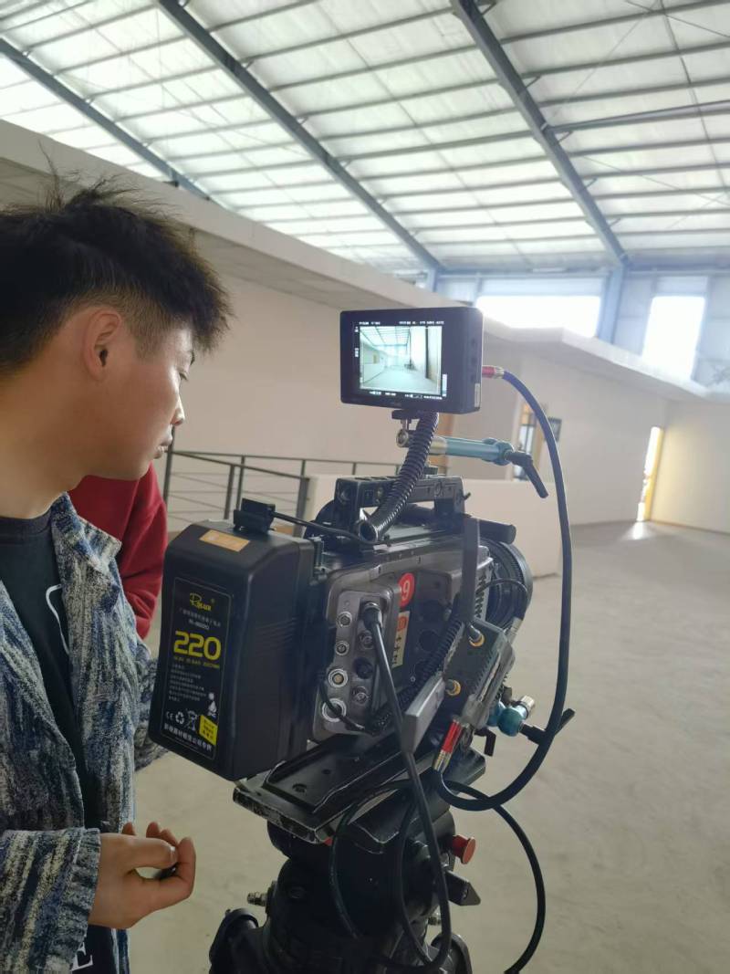 创新驱动，智领未来——吉首市TVC与广告片拍摄制作的创新实践